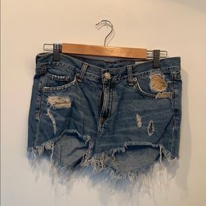 Jean short shorts